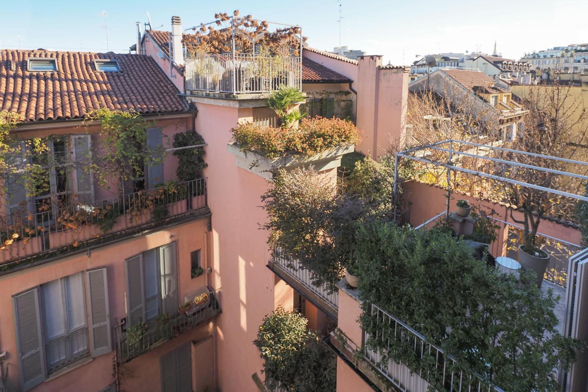 Splendido Attico Con 2 Terrazzi In Brera *