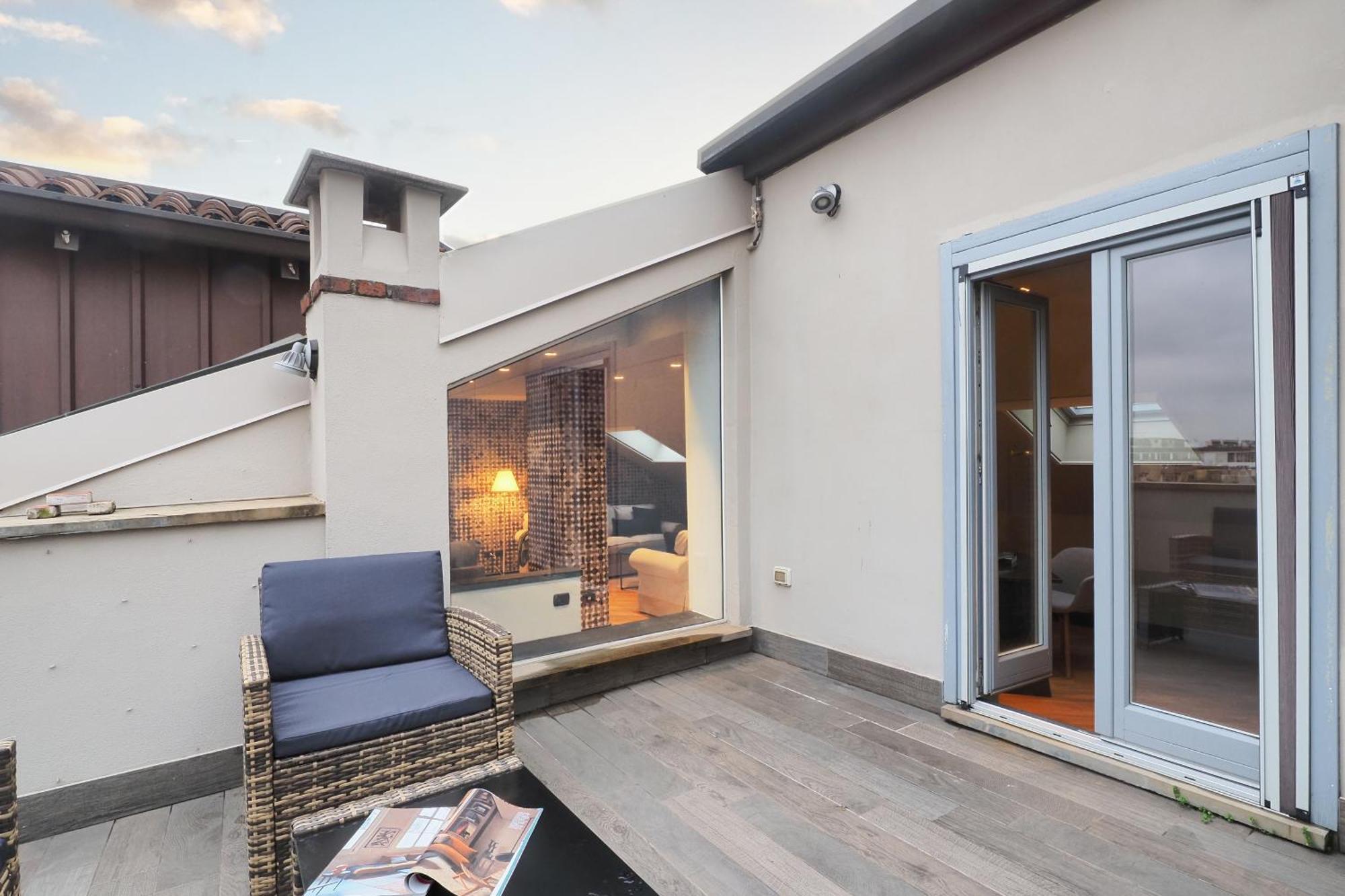 Splendido Attico Con 2 Terrazzi In Brera * Milan